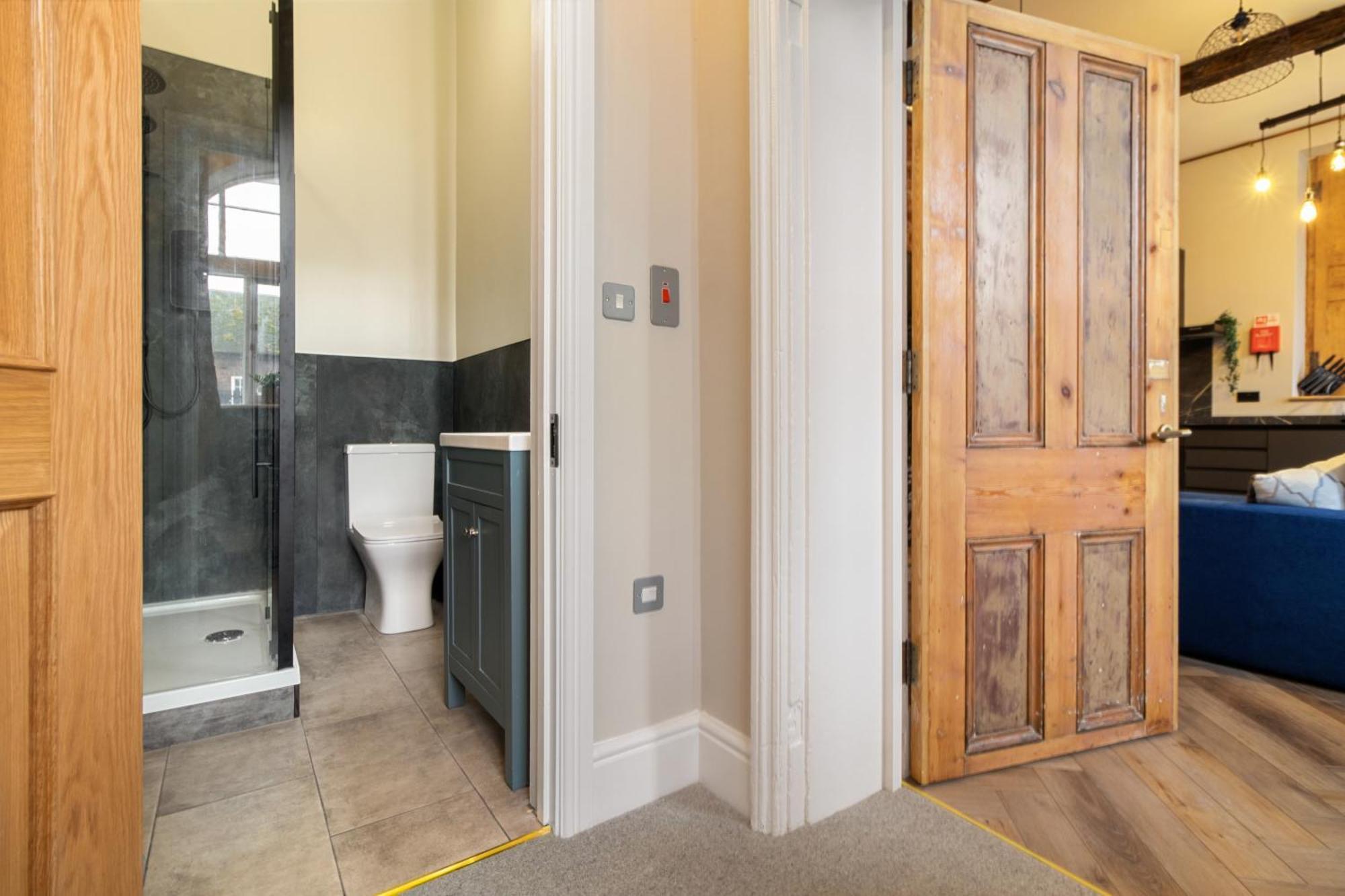 Whiskawaystays - Shaw Mews - Apartment 3 Worcester Buitenkant foto