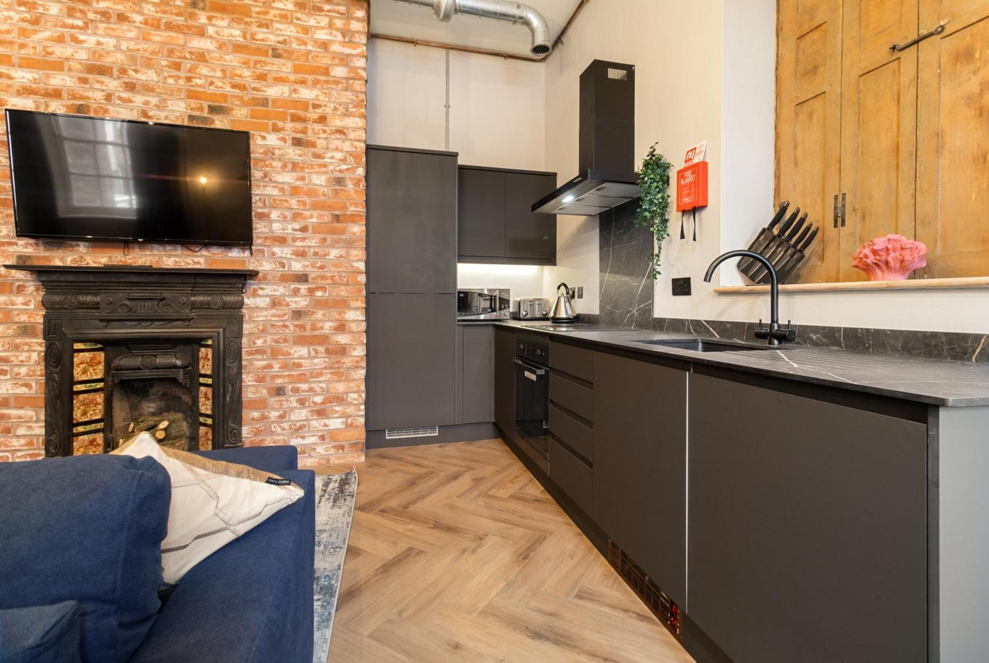 Whiskawaystays - Shaw Mews - Apartment 3 Worcester Buitenkant foto