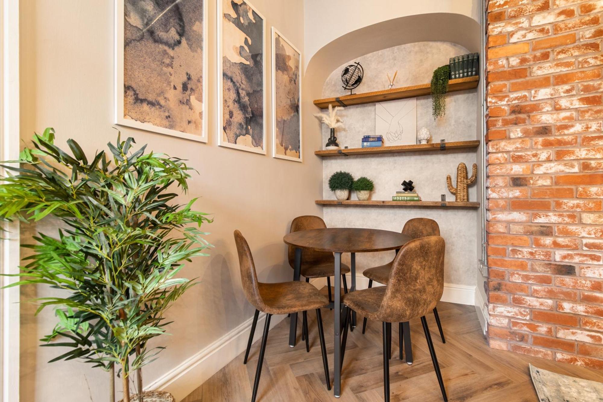 Whiskawaystays - Shaw Mews - Apartment 3 Worcester Buitenkant foto